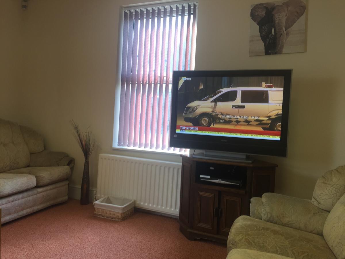 Adelaide House Apartment Luton  Luaran gambar